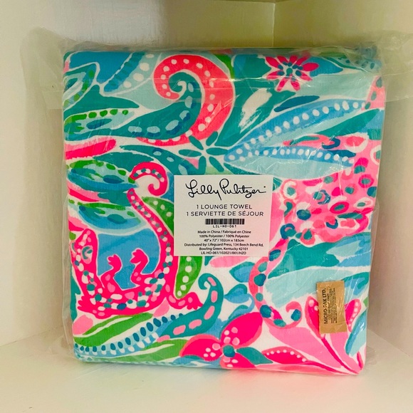 Lilly Pulitzer Lounge Towel